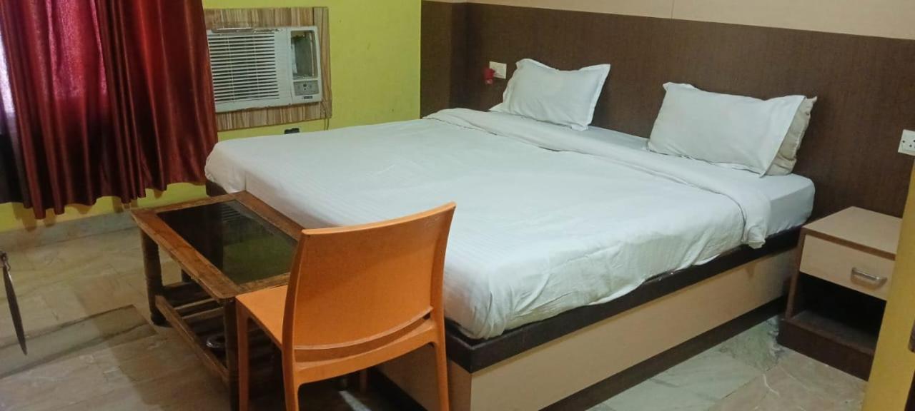 Hotel Crystal Inn Lucknow Luaran gambar